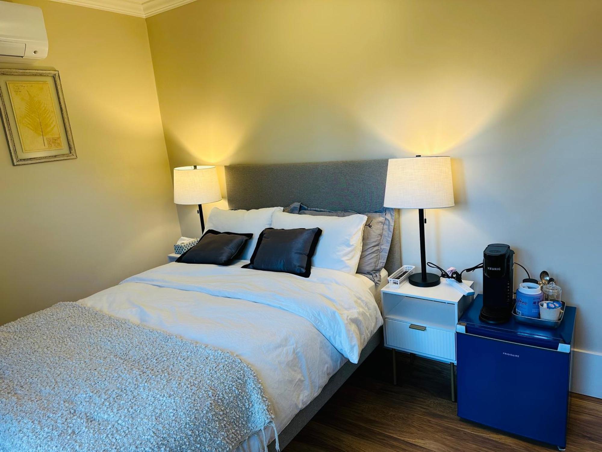 Shaughnessy Cozy Bedrooms Guest House Vancouver Exterior photo